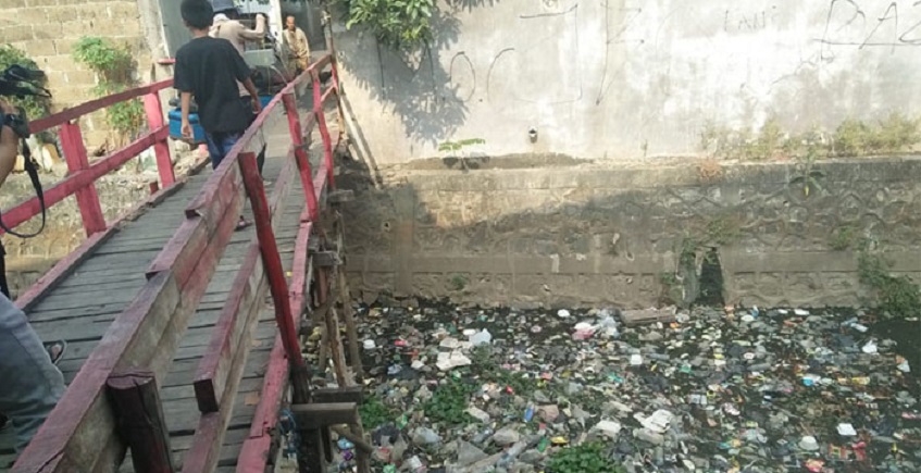  Kali di Pondok Bambu Penuh Sampah